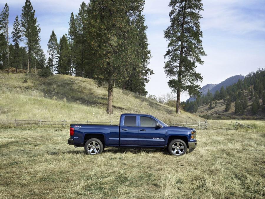  Chevrolet Silverado 2014 года  (фото 6 из 104)